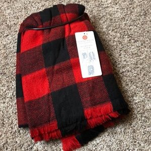 NWT check blanket scarf